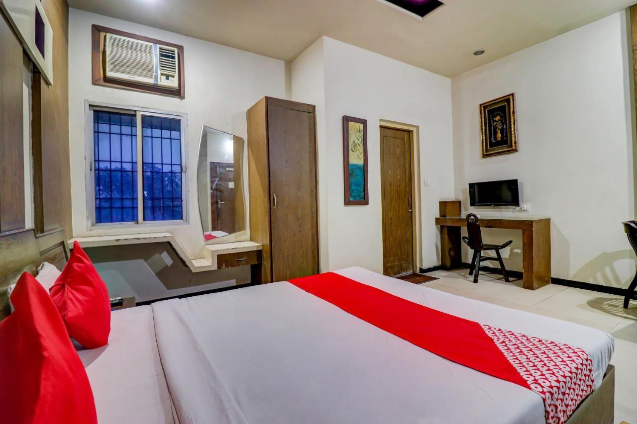 Durg Oyo 61861 Hotel Dream Palace מראה חיצוני תמונה