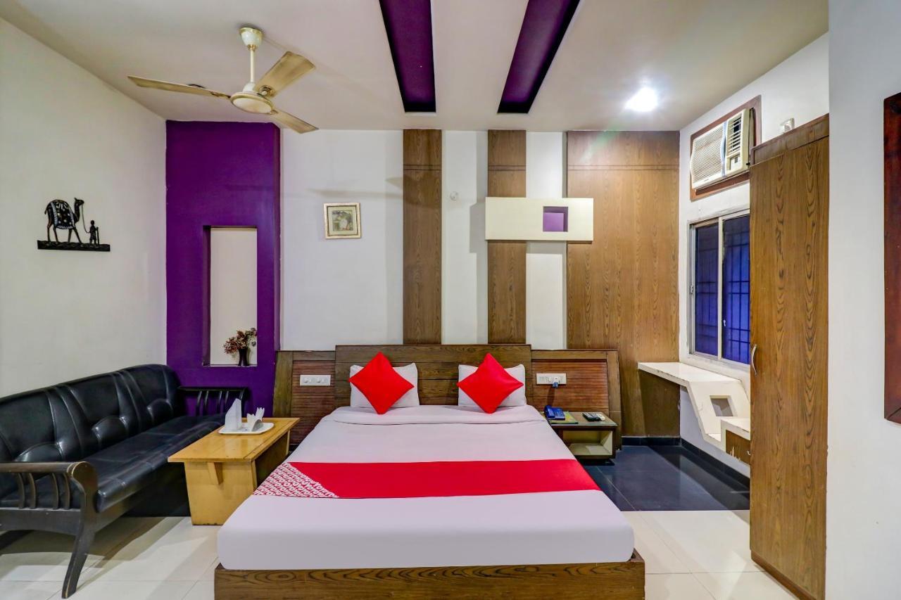 Durg Oyo 61861 Hotel Dream Palace מראה חיצוני תמונה